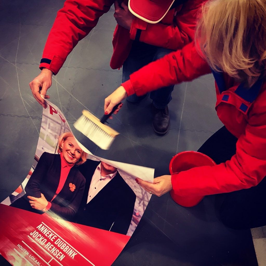 eerste posters zijn geplakt PvdA Houten